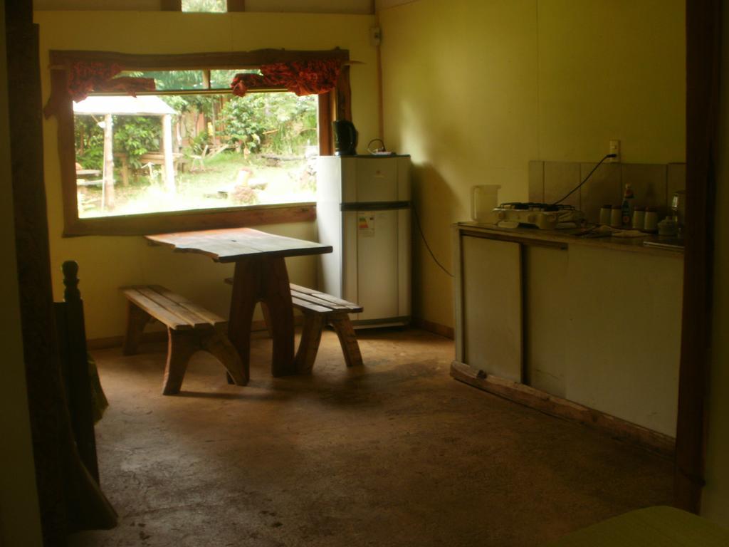 Cabanas Moenga Hanga Roa Camera foto