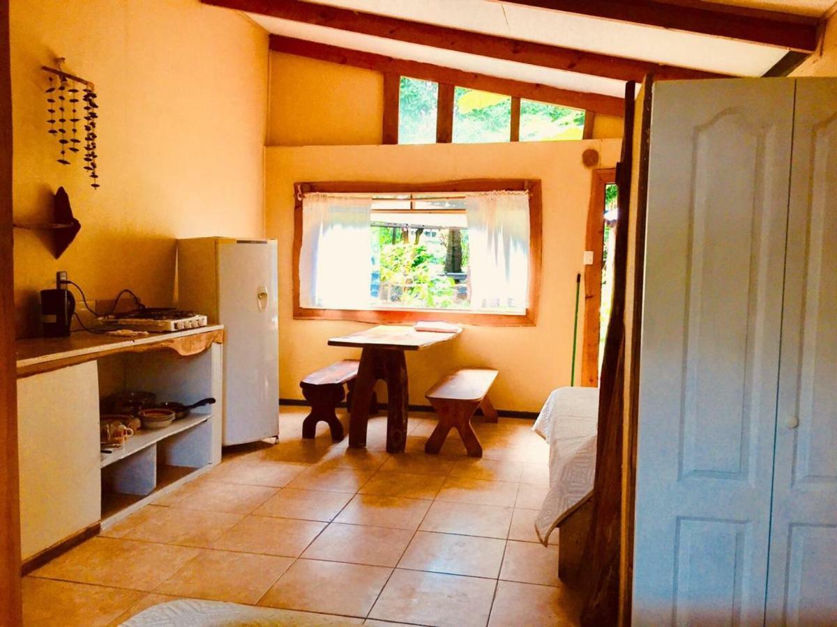 Cabanas Moenga Hanga Roa Esterno foto