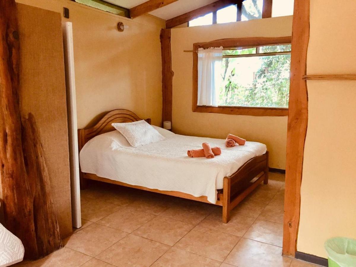 Cabanas Moenga Hanga Roa Esterno foto